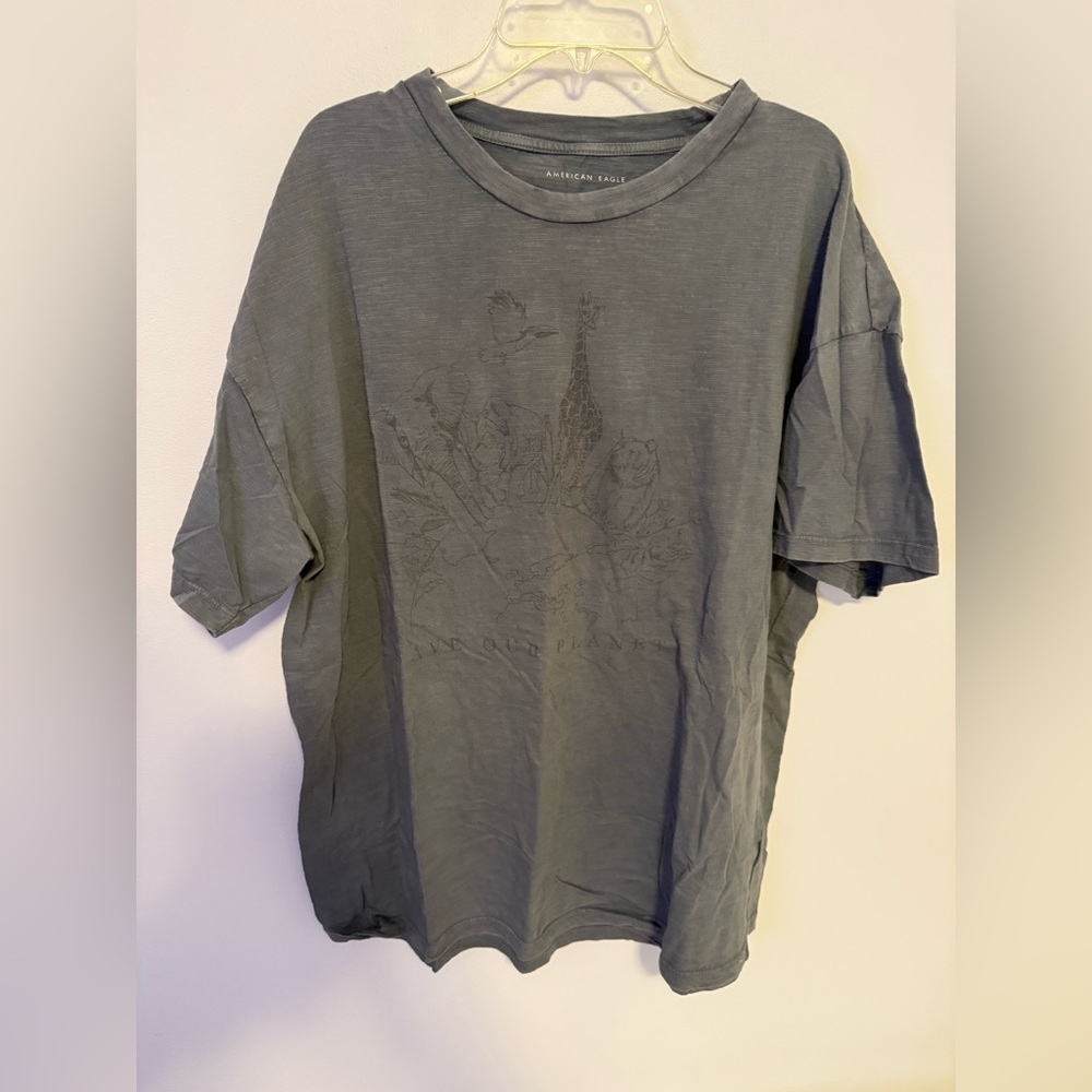 🎉2/$10 American Eagle Outfitters Charcoal Tee